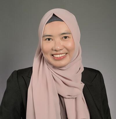 Fenny Desriani
